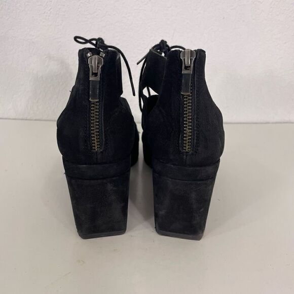 Eileen Fisher Black Cut Out Lace Up Wedge Sandals - Picture 2 of 7